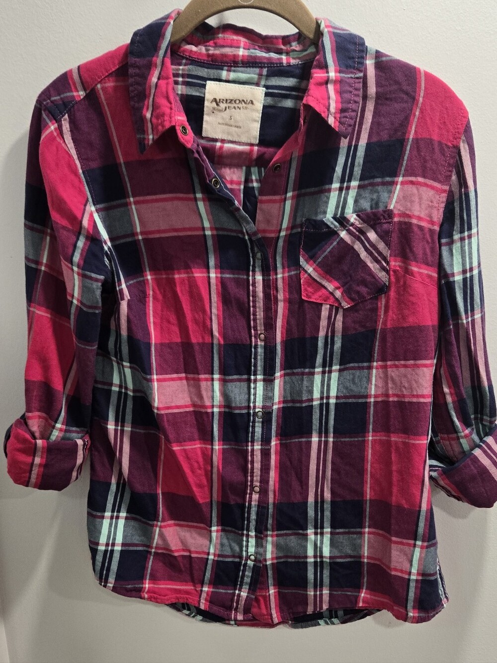 Arizona Jean Co. Pink And Navy Plaid Flannel Snap Front Shirt - Size S